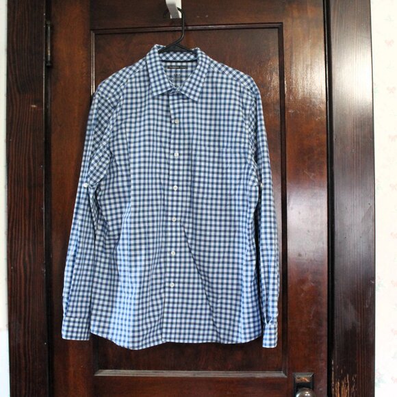 Van Heusen Studio Slim Fit Dress Shirt, Large - Picture 1 of 7